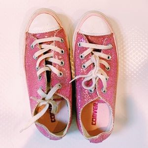 Converse Sneakers EXCELLENT CONDITION